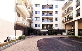 Central City Skylight Apartment 20